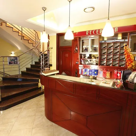 Luxor Hotel